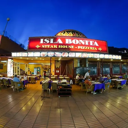וילה Puerto Rico In Front Of The Shopping Center With Private Heated Saltwater Pool With Jacuzzi & Arcade Games