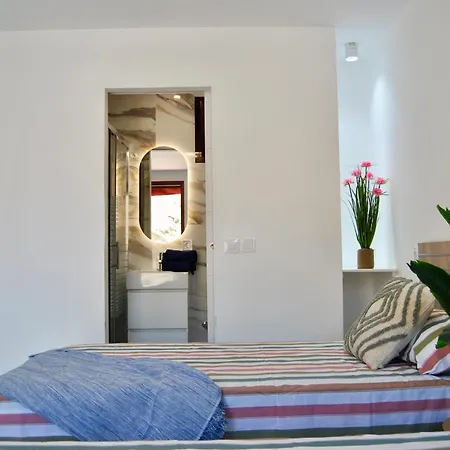 Puerto Rico In Front Of The Shopping Center With Private Heated Saltwater Pool With Jacuzzi & Arcade Games & T Able Foot Ball Villa Puerto Rico (Gran Canaria)
