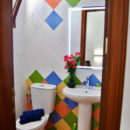Villa Puerto Rico In Front Of The Shopping Center With Private Heated Saltwater Pool With Jacuzzi & Arcade Games & T Able Foot Ball Puerto Rico (Gran Canaria)