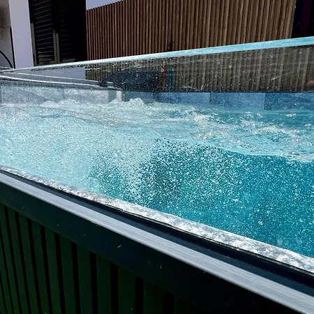 빌라 Villa Puerto Rico In Front Of The Shopping Center With Private Heated Saltwater Pool With Jacuzzi Or St Andard Villa Puerto Rico With Private Heated Saltwater Jacuzzi Pool & Arcade Games